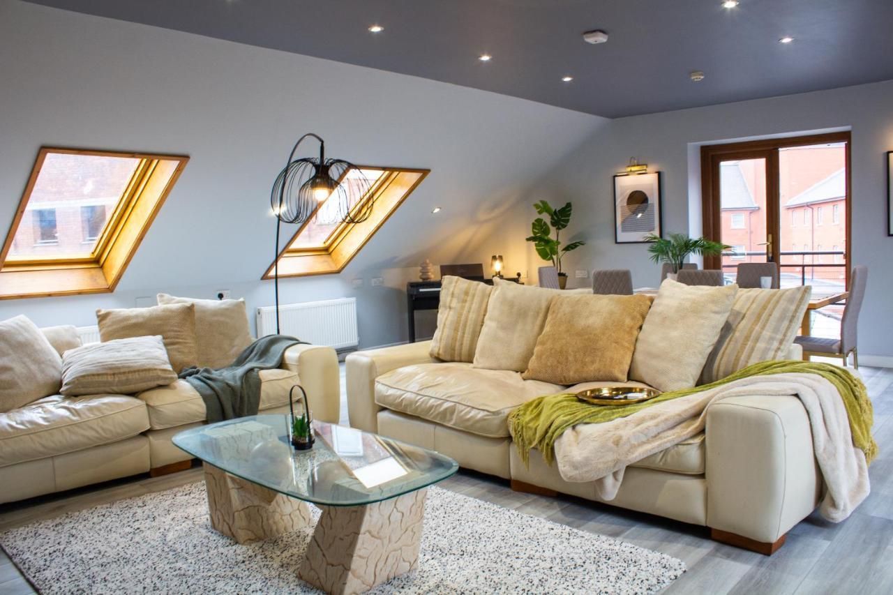 The Loft At Utopia Penthouse By M-Groupsa سوانسي المظهر الخارجي الصورة